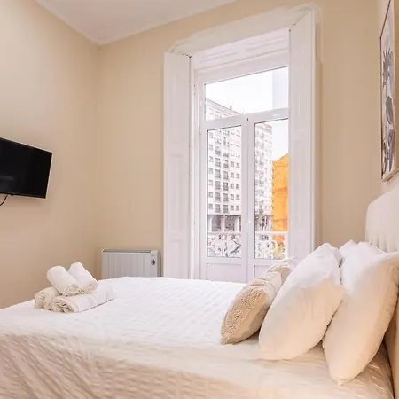 Daire Centro-olivica Clasica By Cosyhome *