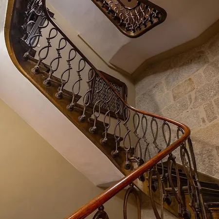 Centro-olivica Clasica By Cosyhome ויגו