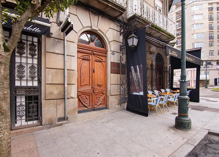 Daire Centro-olivica Clasica By Cosyhome